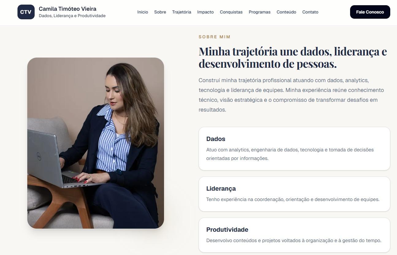 Seção sobre a trajetória profissional de Camila Timóteo Vieira